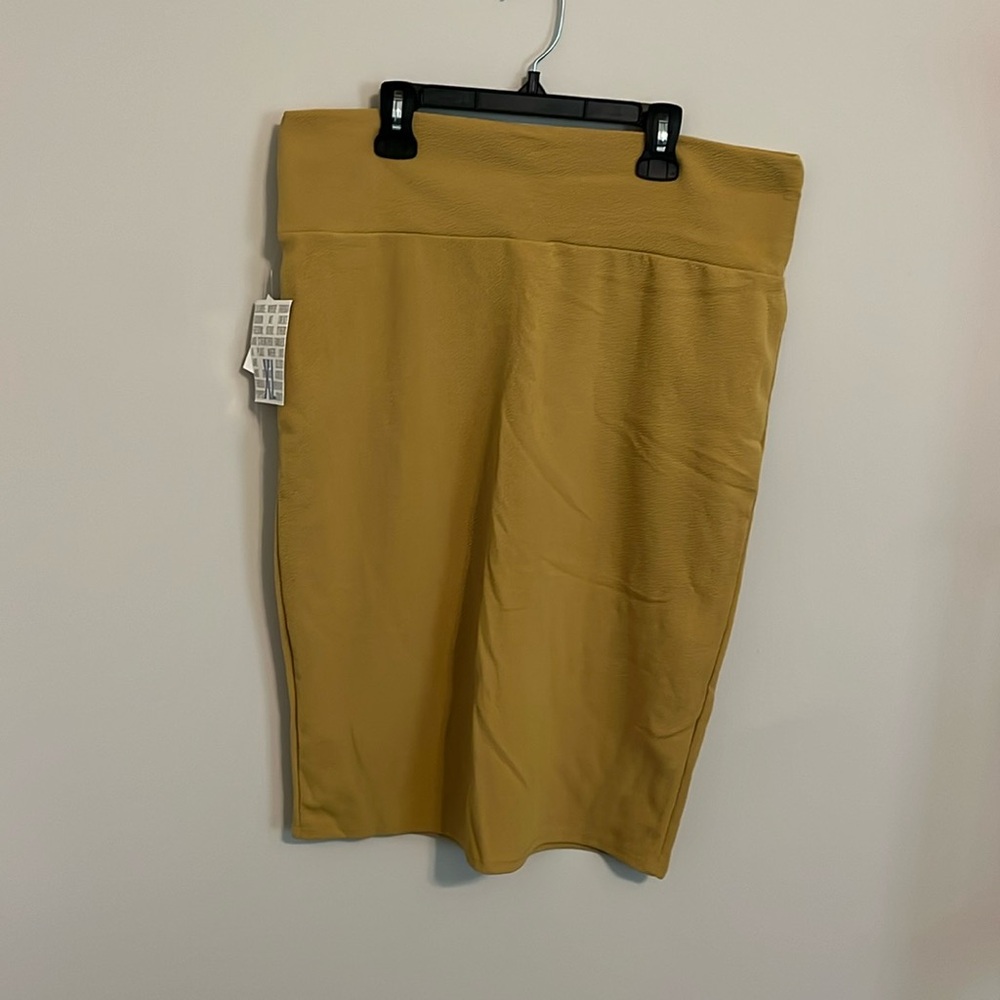 XL Solid LuLaRoe Cassie Skirt